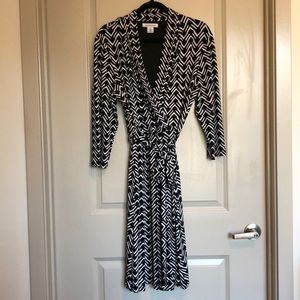 Liz Claiborne Chevron Pattern Faux Wrap Dress with 3/4 Length Sleeves